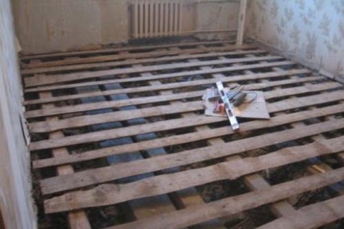 Как поменять пол в старом деревянном доме. Конструктивные параметры основания