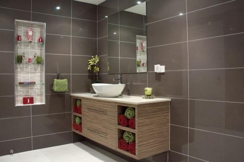 Отделка ниши в стене. Ниша в стене: советы, как сделать своими руками и использовать её в дизайне (80 фото)