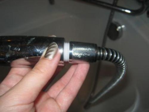 Как укоротить душевой шланг металлический гофрированный. Как отремонтировать шланг для душа