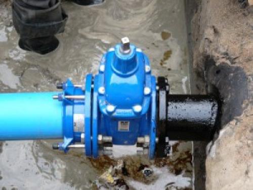 Устройство клиновой задвижки с выдвижным шпинделем. Какие виды задвижек бывают? 02