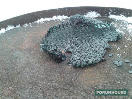 Из чего сделать забор на даче недорого и красиво. Недорогой забор из рабицы и строительной сетки