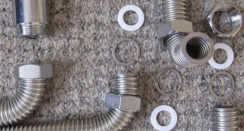 Гофрированный шланг металлический. Гофрированный гибкий шланг для трубопроводов