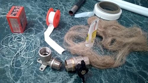 Чем лучше подматывать резьбовые соединения отопления. 5 способов уплотнения резьбы (резьбовых соединений) в бытовых условиях