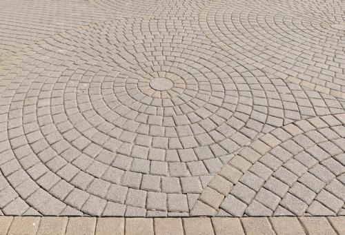 Как сделать бетонную дорожку своими руками: простой способ 03