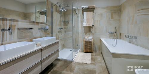 Как сделать ванную комнату в деревянном доме своими руками 09 Как сделать ванную комнату в деревянном доме своими руками 09