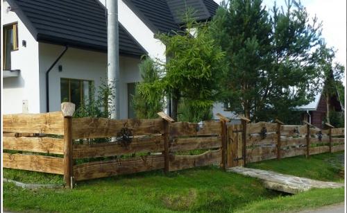 Какой забор самый дешевый для дома. Металлические заборы 14