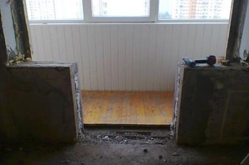 Можно ли демонтировать оконный блок на лоджию. Как производится демонтаж подоконного блока в многоквартирном панельном доме?