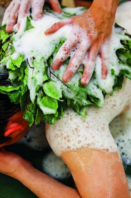 Баня с комнатой. Сандуновские бани. Отдых на уровне «Комфорт +»