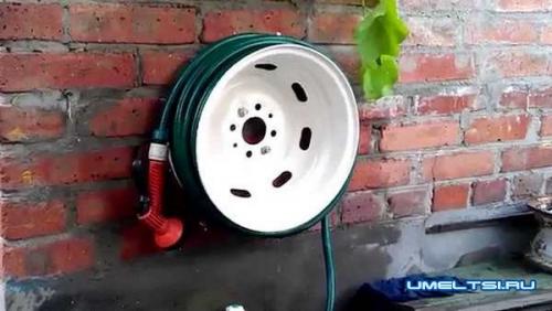 Держатель для шланга поливочного своими руками. Катушка для поливочного шланга своими руками