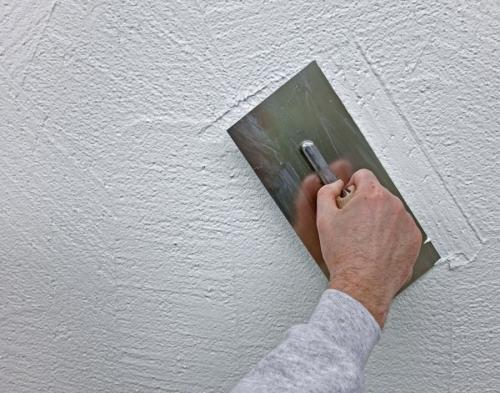 Фасадная шпаклевка для наружных работ – особенности выбора, техника нанесения и лучшие производители