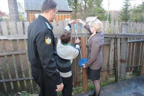 Недорогой забор между соседями на дачном участке. Цель постройки и регламентирующие документы