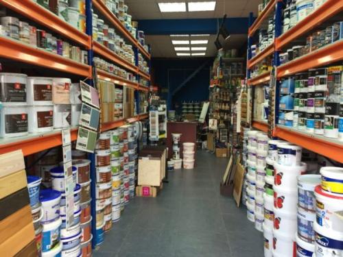 Какие материалы можно использовать для приклеивания линолеума к деревянному полу. Виды клея для линолеума на деревянный пол