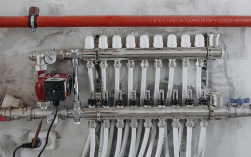 Какие инструменты и материалы необходимы для установки медной трубы для водоснабжения