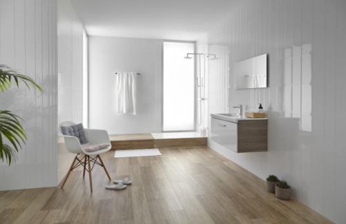 Как установить плитку под дерево в ванной. Плитка под дерево в ванной комнаты: модные стилевые решения для облицовки пола и стен. С чем можно сочетать и как выбрать плитку?