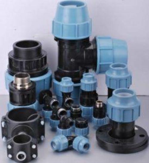 Приспособление для соединения пластиковых труб. Что такое муфта и зачем она нужна?