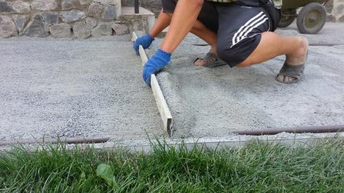 Как правильно укладывать брусчатку на песок своими руками. Технология укладки брусчатки на песок 11 Как правильно укладывать брусчатку на песок своими руками. Технология укладки брусчатки на песок 11