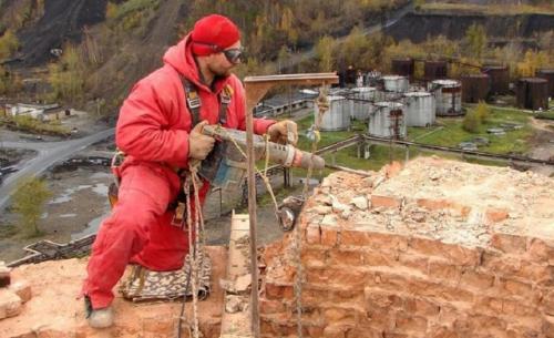 Как сломать кирпичную стену в квартире. Демонтаж стен из кирпича: основные способы, необходимый инвентарь