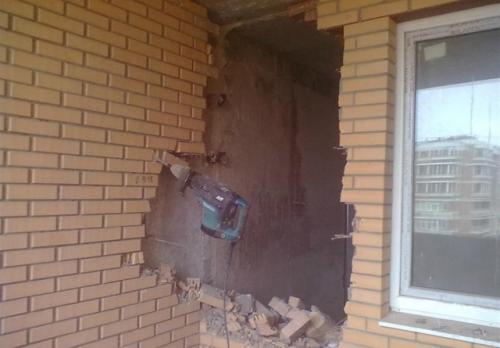 Как сломать кирпичную стену в квартире. Демонтаж стен из кирпича: основные способы, необходимый инвентарь