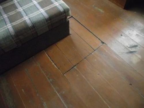Ремонт пола в квартире своими руками. Определение дефектов 01