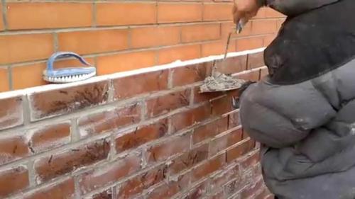 Какие свойства должна иметь затирка для клинкера для наружных работ морозостойкая. Затирка для клинкерной плитки: виды, для чего нужна, как выбрать и наносить полусухой или пистолетной техникой (инструкция с фото)