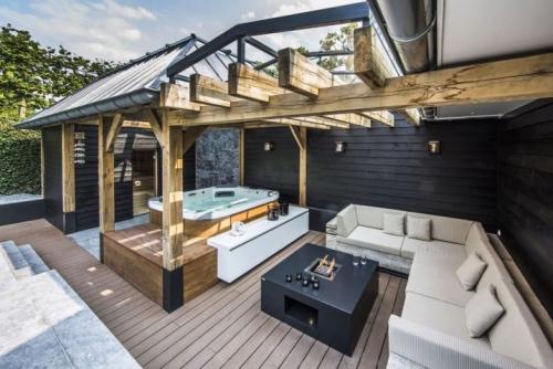 Дизайн проект бани с комнатой отдыха и террасой. Проектирование 01