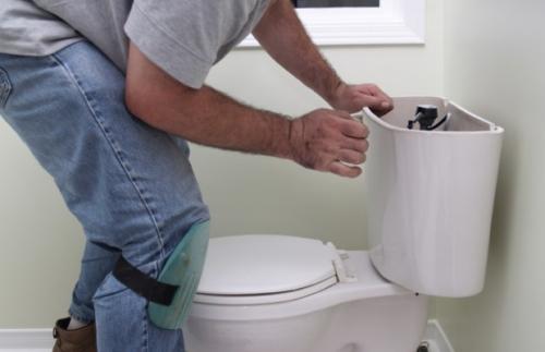 Как избежать повреждения сантехники при демонтаже унитаза