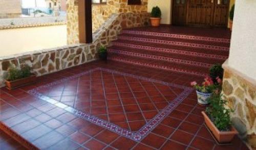 Клинкерная плитка для крыльца. Преимущества клинкерной плитки