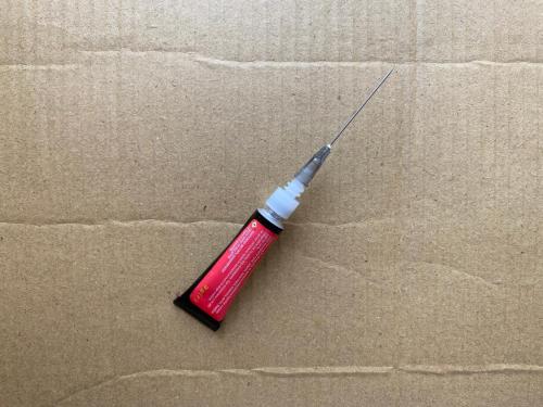 Как проверить, что клей правильно просох. Проверяем 7 популярных лайфхаков с суперклеем