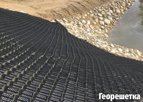 Какие особенности следует учитывать при создании тропинок на территории с крутым уклоном. Укрепление участков с уклоном выше 35%