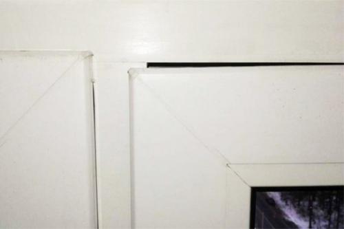 Сломался замок на пластиковом окне. Окно не закрывается