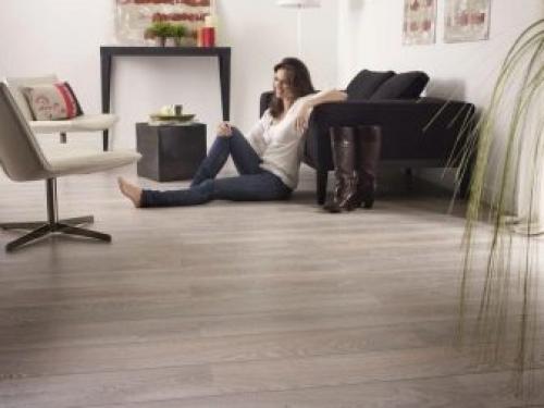 Как правильно стелить линолеум на деревянный пол.. Особенности деревянного пола 20