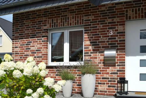 Фасад из клинкерной плитки. Варианты применения во внешней отделке домов 01