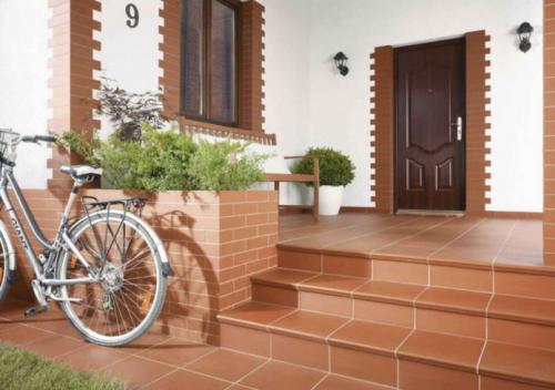 Фасад из клинкерной плитки. Варианты применения во внешней отделке домов 07