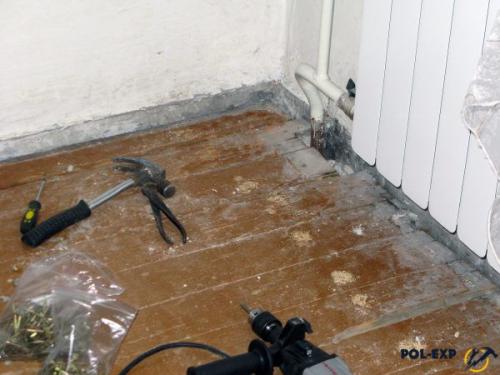 Как удалить старый деревянный пол в хрущевке. Причины для снятия деревянного пола