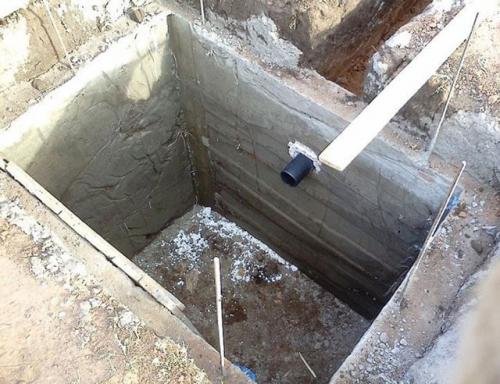 Как построить самому туалет для дачи на улице. Особенности строительства туалета на даче 04