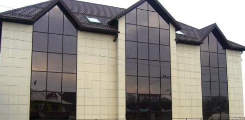 Какие проблемы могут возникнуть при эксплуатации вентилируемого фасада из керамогранита и как их предотвратить. Почему не стоит делать вентилируемый фасад из керамогранита