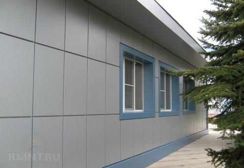 Керамогранит на фасаде: плюсы, минусы, особенности выбора