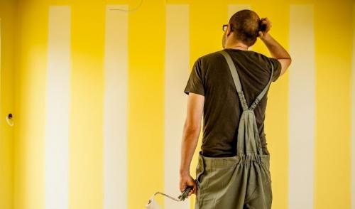 Чем обшить ванную комнату в частном доме. Бюджетный ремонт ванной своими руками: 7 правильных шагов