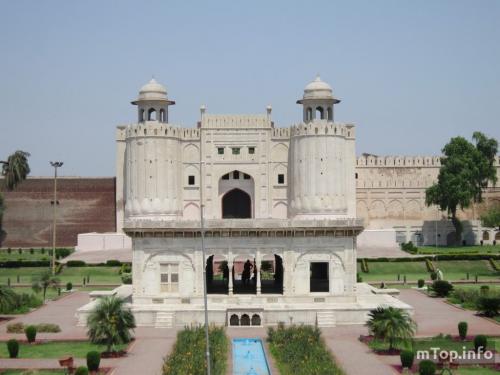 Самый дешевый дом в мире. ТОП-10 стран с самой дешевой недвижимостью