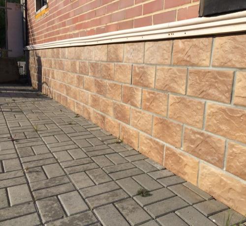 Облицовочная плитка для фундамента. Облицовочная плитка для цоколя дома (клинкерная, полимерная, керамическая, из натурального камня): инструкция, как выбрать и обложить цоколь