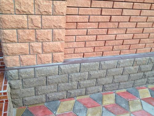Облицовочная плитка для фундамента. Облицовочная плитка для цоколя дома (клинкерная, полимерная, керамическая, из натурального камня): инструкция, как выбрать и обложить цоколь