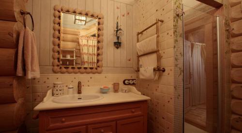 Как положить плитку на деревянную стену с использованием клея или цемента? 10 Как положить плитку на деревянную стену с использованием клея или цемента? 10