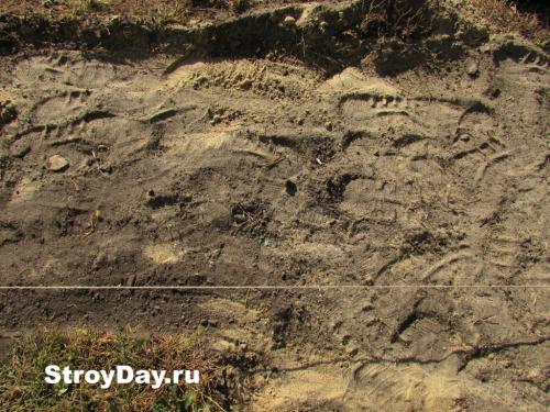 Укладка тротуарной плитки 30х30 своими руками. Как уложить самодельную тротуарную плитку на даче: пошаговая инструкция