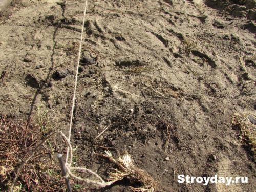 Укладка тротуарной плитки 50х50 своими руками. Как уложить самодельную тротуарную плитку на даче: пошаговая инструкция