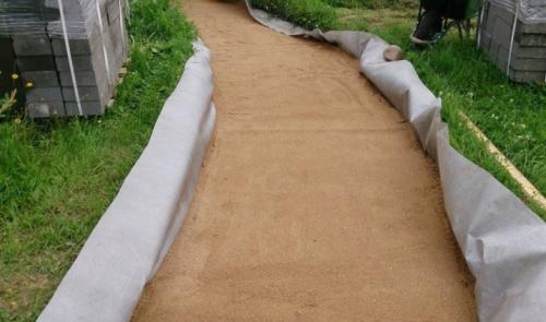 Технология укладки тротуарной плитки с геотекстилем. Нетканый вариант 12 Технология укладки тротуарной плитки с геотекстилем. Нетканый вариант 12