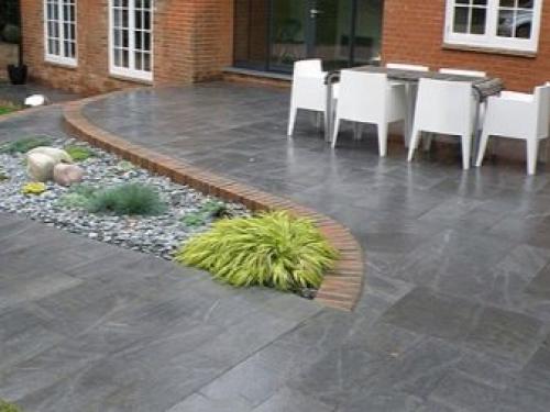 Как сделать тротуарную дорожку из плитки. Все, что нужно знать про укладку тротуарной плитки в саду 01 Как сделать тротуарную дорожку из плитки. Все, что нужно знать про укладку тротуарной плитки в саду 01