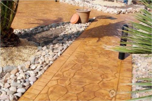 Бетонные дорожки на участке. Как сделать бетонные дорожки на даче своими руками