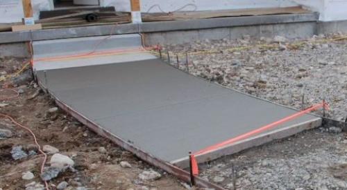 Бетонные дорожки на участке. Как сделать бетонные дорожки на даче своими руками