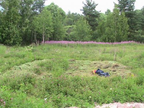 Построить гараж на даче. Как построить металлический гараж для машины на даче своими руками 11