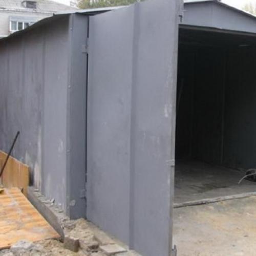 Построить гараж на даче. Как построить металлический гараж для машины на даче своими руками 02